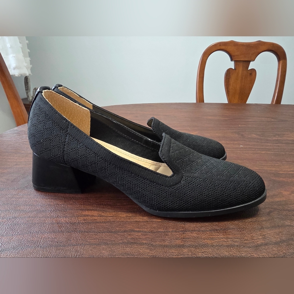 Adrienne Vittadini Women's Square Toe Knitted Black Block Heel Size 8.5M